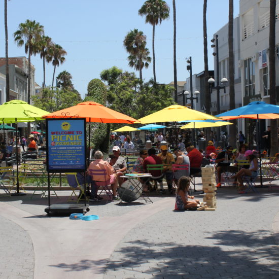 PICNIC ON THE PROMENADE